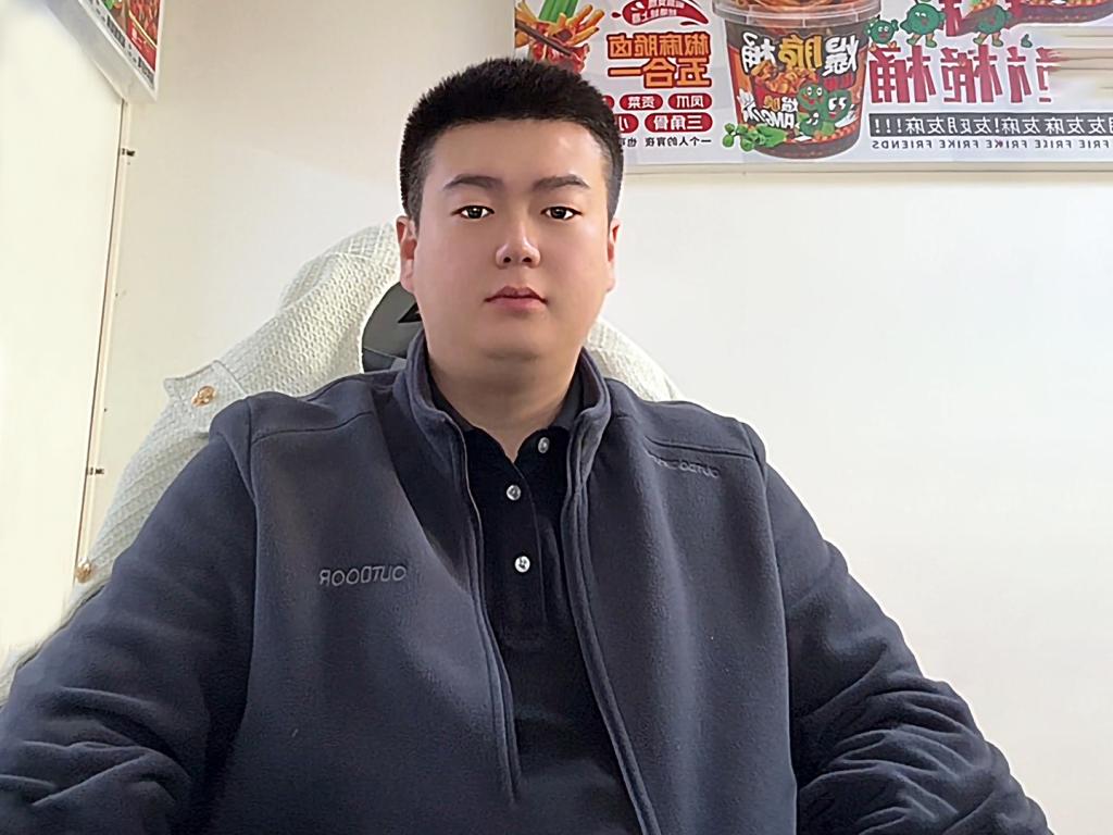 2021届通信工程专业毕业生 曹嗣群